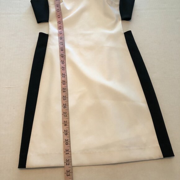 BEBE Women black White Color Block Sheath Dress size 2 Side Cut out Party - Picture 6 of 9
